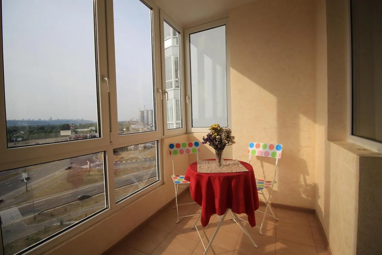 Panoramic view Lux apartment on Metro Osokorky Kijów